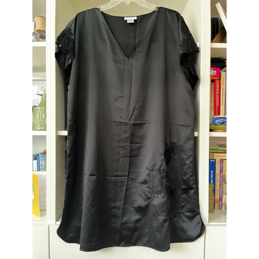 Natori nightgown, L